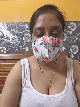 Snapshot of Garimaa_Cherry chatting on 11, 7, 2026 Garimaa Cherry online show from 11, 7, 2026
