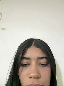 Snapshot of Jazminn_01 chatting on 2, 8, 2026 Jazminn 01 online show from 2, 8, 2026