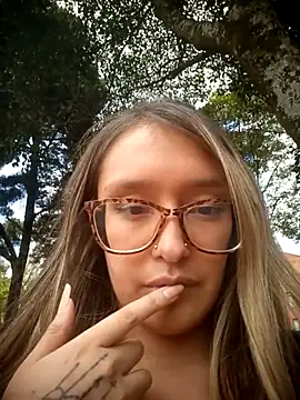 karla-giraldo1 online show from 21, 7, 2026