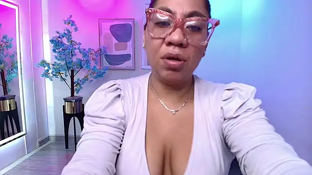 Snapshot of Silvana_lane chatting on 25, 7, 2026 Silvana lane online show from 25, 7, 2026