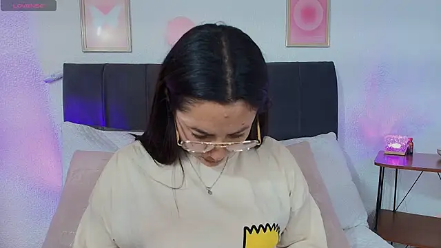 Snapshot of samm_curvy chatting on 16, 7, 2026 samm curvy online show from 16, 7, 2026