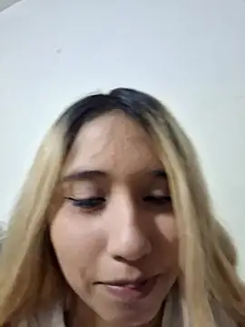 Honeycitabomnita online show from 24, 6, 2026