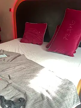 prachernadine online show from 11, 2, 2025