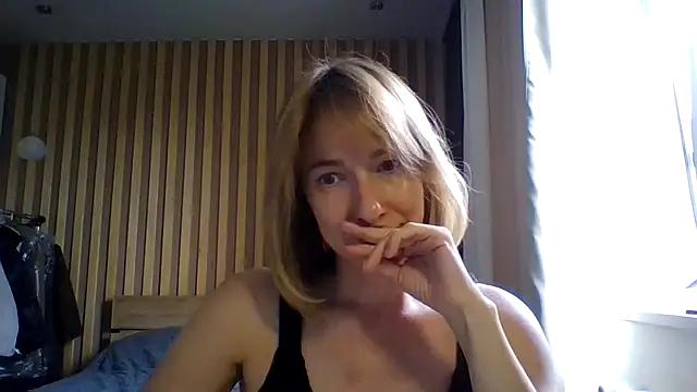 Snapshot of Deloriada chatting on 31, 7, 2026 Deloriada online show from 31, 7, 2026