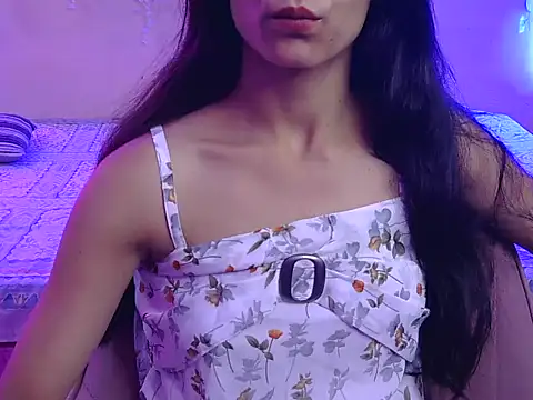 Snapshot of Yours-Zoya chatting on 5, 7, 2026 Yours-Zoya online show from 5, 7, 2026
