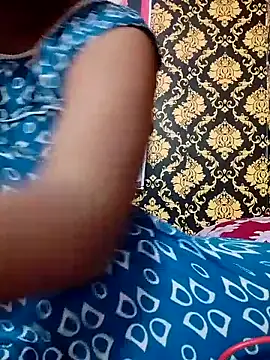 Snapshot of Divyaa-88 chatting on 9, 8, 2026 Divyaa-88 online show from 9, 8, 2026