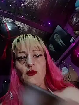 karolaiin 333 online show from 2, 7, 2026