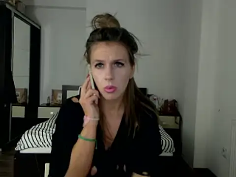 DedeSibel online show from 28, 1, 2025