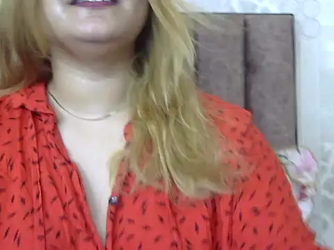 Snapshot of Sexyy_Sana chatting on 5, 7, 2026 Sexyy Sana online show from 5, 7, 2026