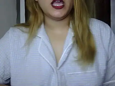 Snapshot of Sexyy_Sana chatting on 12, 7, 2026 Sexyy Sana online show from 12, 7, 2026