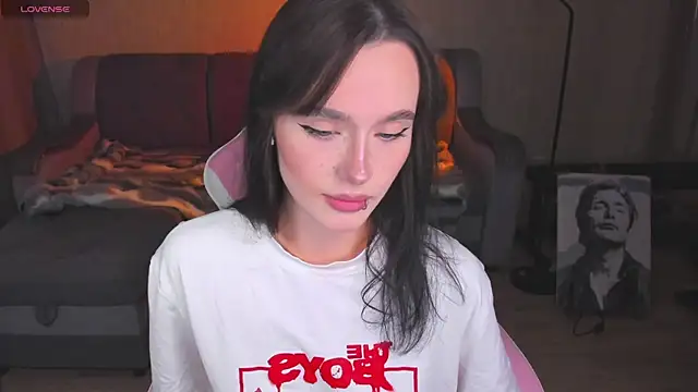 Demi Corn online show from 22, 7, 2026