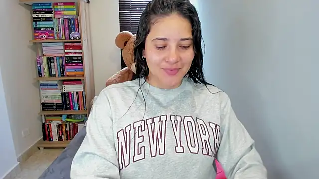 Snapshot of foxwen chatting on 18, 7, 2026 foxwen online show from 18, 7, 2026