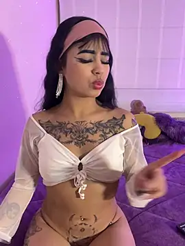 Snapshot of -Brittanny chatting on 1, 8, 2026 -Brittanny online show from 1, 8, 2026