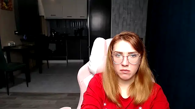 Reginasmilee online show from 30, 10, 2025