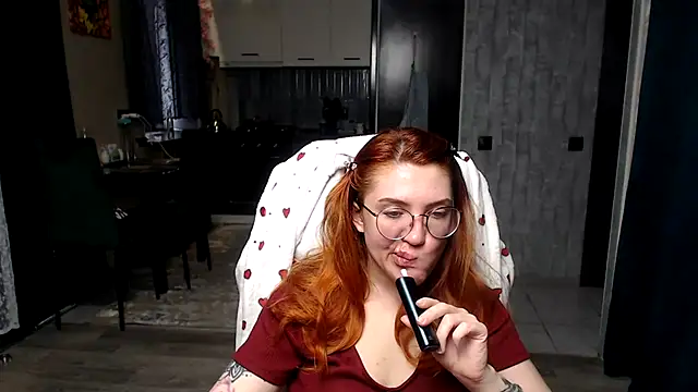 Snapshot of Reginasmilee chatting on 27, 3, 2026 Reginasmilee online show from 27, 3, 2026