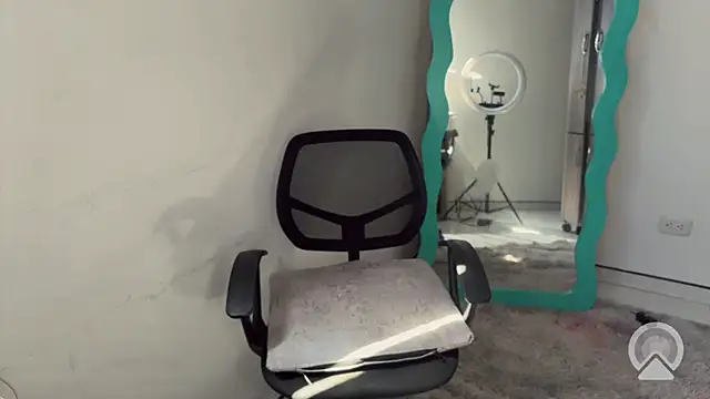 Snapshot of Parodi7 chatting on 6, 7, 2026 Parodi7 online show from 6, 7, 2026