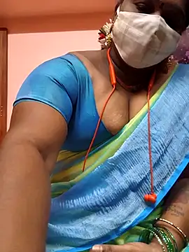 Snapshot of yalini1431 chatting on 28, 7, 2026 yalini1431 online show from 28, 7, 2026