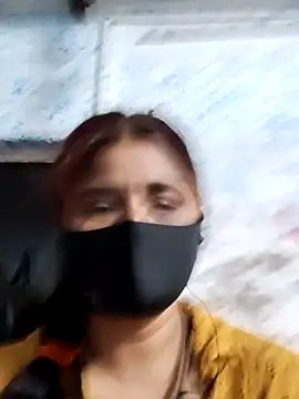 Snapshot of Nisha_Cute1 chatting on 4, 7, 2026 Nisha Cute1 online show from 4, 7, 2026