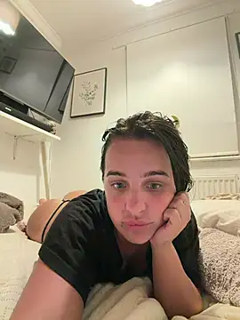 Snapshot of rubylouisess_ chatting on 26, 6, 2026 rubylouisess online show from 26, 6, 2026
