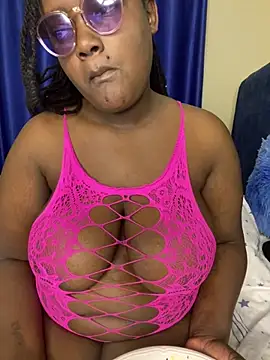 Snapshot of Bustyy_Bitch chatting on 16, 7, 2026 Bustyy Bitch online show from 16, 7, 2026