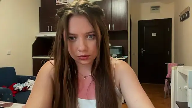 Snapshot of aneutta chatting on 7, 7, 2026 aneutta online show from 7, 7, 2026