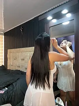 AshleyLoren online show from 10, 7, 2026