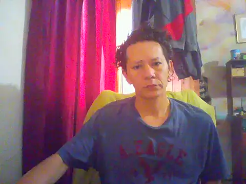 Snapshot of rondmon chatting on 4, 11, 2025 rondmon online show from 4, 11, 2025