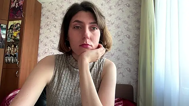 Snapshot of GinnyDrews chatting on 24, 7, 2026 GinnyDrews online show from 24, 7, 2026