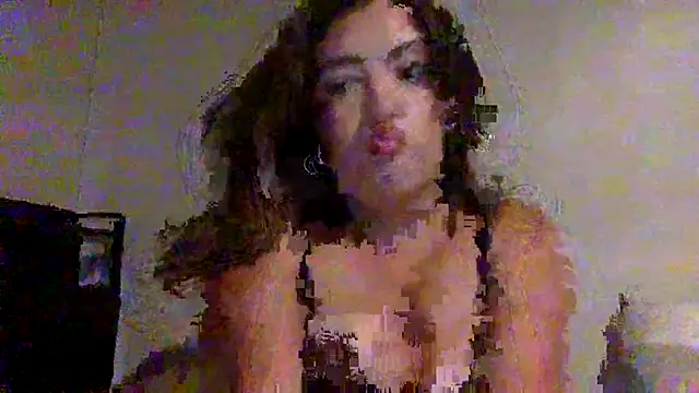 Snapshot of v1oletlyes chatting on 6, 7, 2026 v1oletlyes online show from 6, 7, 2026