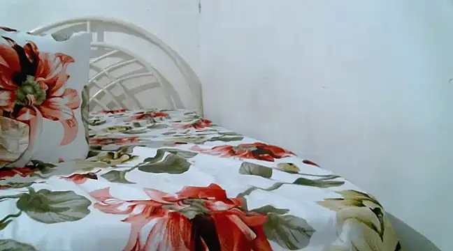 Snapshot of dominant_mistress69 chatting on 2, 3, 2025 dominant mistress69 online show from 2, 3, 2025