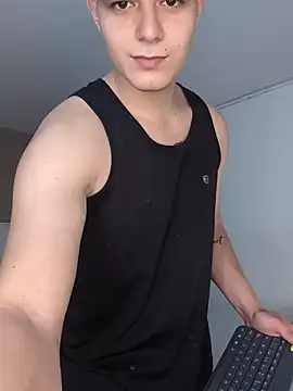 MaxCruz  online show from 6, 7, 2026