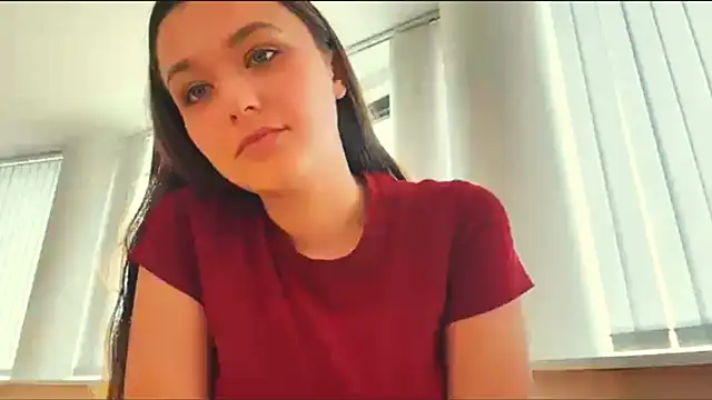 Snapshot of AliseBlovin chatting on 3, 7, 2026 AliseBlovin online show from 3, 7, 2026
