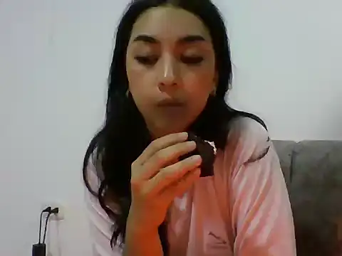 Kaia Bloom online show from 3, 7, 2026