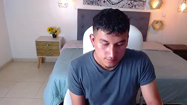 Snapshot of Lucas_morenty chatting on 4, 7, 2026 Lucas morenty online show from 4, 7, 2026