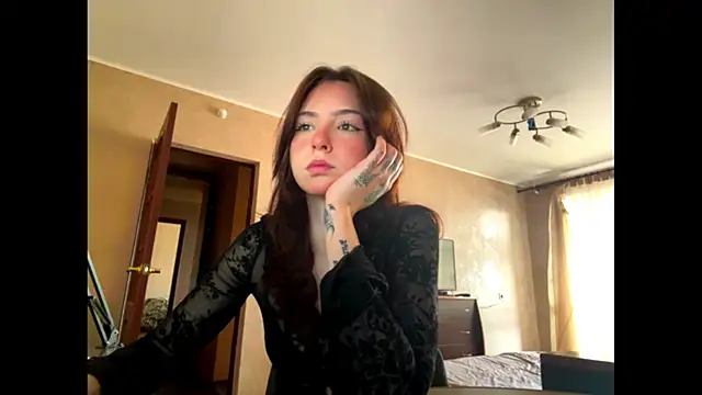 Snapshot of SundayBubert chatting on 4, 7, 2026 SundayBubert online show from 4, 7, 2026