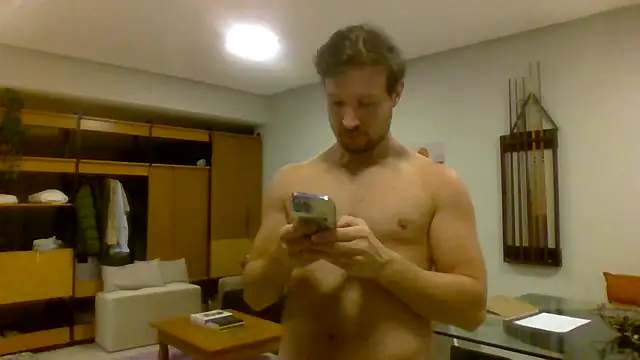 Snapshot of Mrgray28 chatting on 23, 7, 2026 Mrgray28 online show from 23, 7, 2026