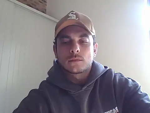 Snapshot of Marcelothegreek chatting on 4, 7, 2026 Marcelothegreek online show from 4, 7, 2026