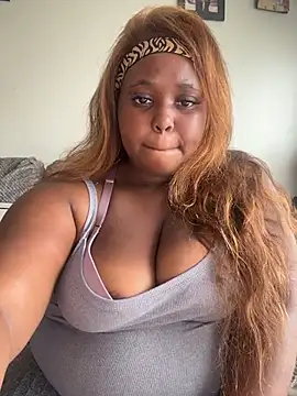 Snapshot of CurvySirenn chatting on 16, 7, 2026 CurvySirenn online show from 16, 7, 2026