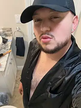 GianniVersace online show from 10, 7, 2026