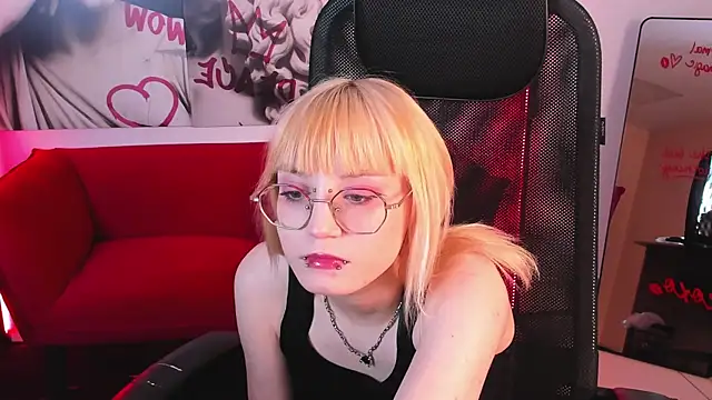 ReminaMeow online show from 22, 7, 2026