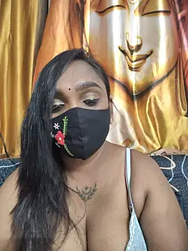 Snapshot of Dhaarani-cam chatting on 8, 7, 2026 Dhaarani-cam online show from 8, 7, 2026