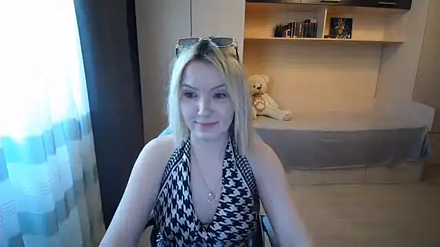 Snapshot of ElsyGven chatting on 10, 7, 2026 ElsyGven online show from 10, 7, 2026