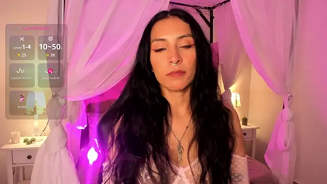 Snapshot of Raia_Martin chatting on 10, 7, 2026 Raia Martin online show from 10, 7, 2026