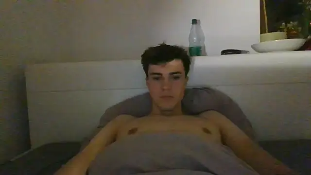 Snapshot of freshboy72 chatting on 11, 7, 2026 freshboy72 online show from 11, 7, 2026