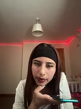 Snapshot of NextDoorMolly chatting on 19, 7, 2026 NextDoorMolly online show from 19, 7, 2026