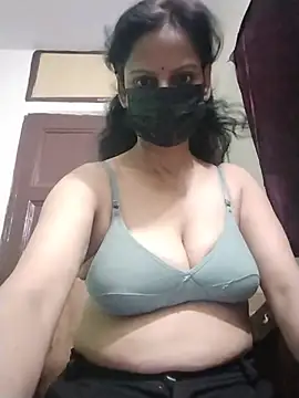 Snapshot of DesiAngelX chatting on 23, 7, 2026 DesiAngelX online show from 23, 7, 2026
