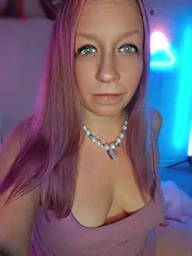Snapshot of XxMs_StarzxX chatting on 24, 7, 2026 XxMs StarzxX online show from 24, 7, 2026