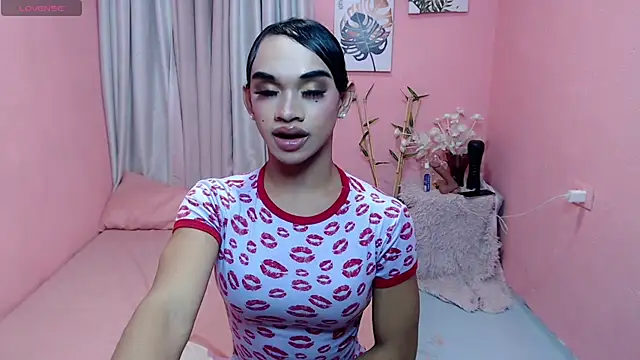 VivienneLuxe online show from 18, 7, 2026