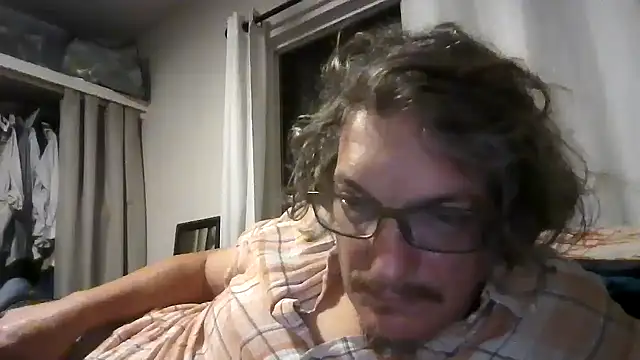 Snapshot of riffraff69 chatting on 2, 8, 2026 riffraff69 online show from 2, 8, 2026