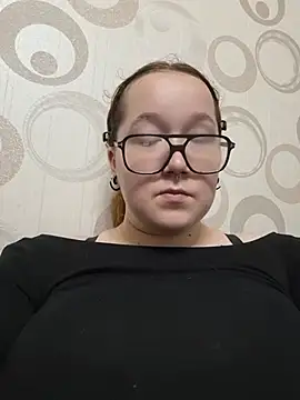 Snapshot of FionaDior chatting on 28, 7, 2026 FionaDior online show from 28, 7, 2026